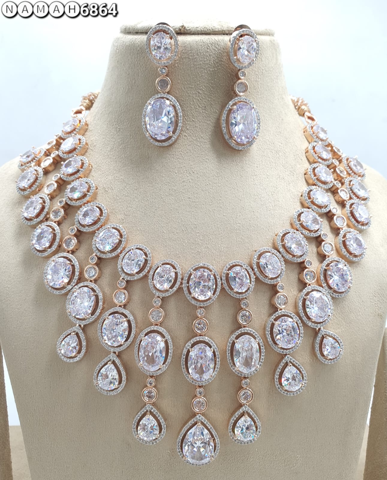 White copper American Diamond Necklace Set