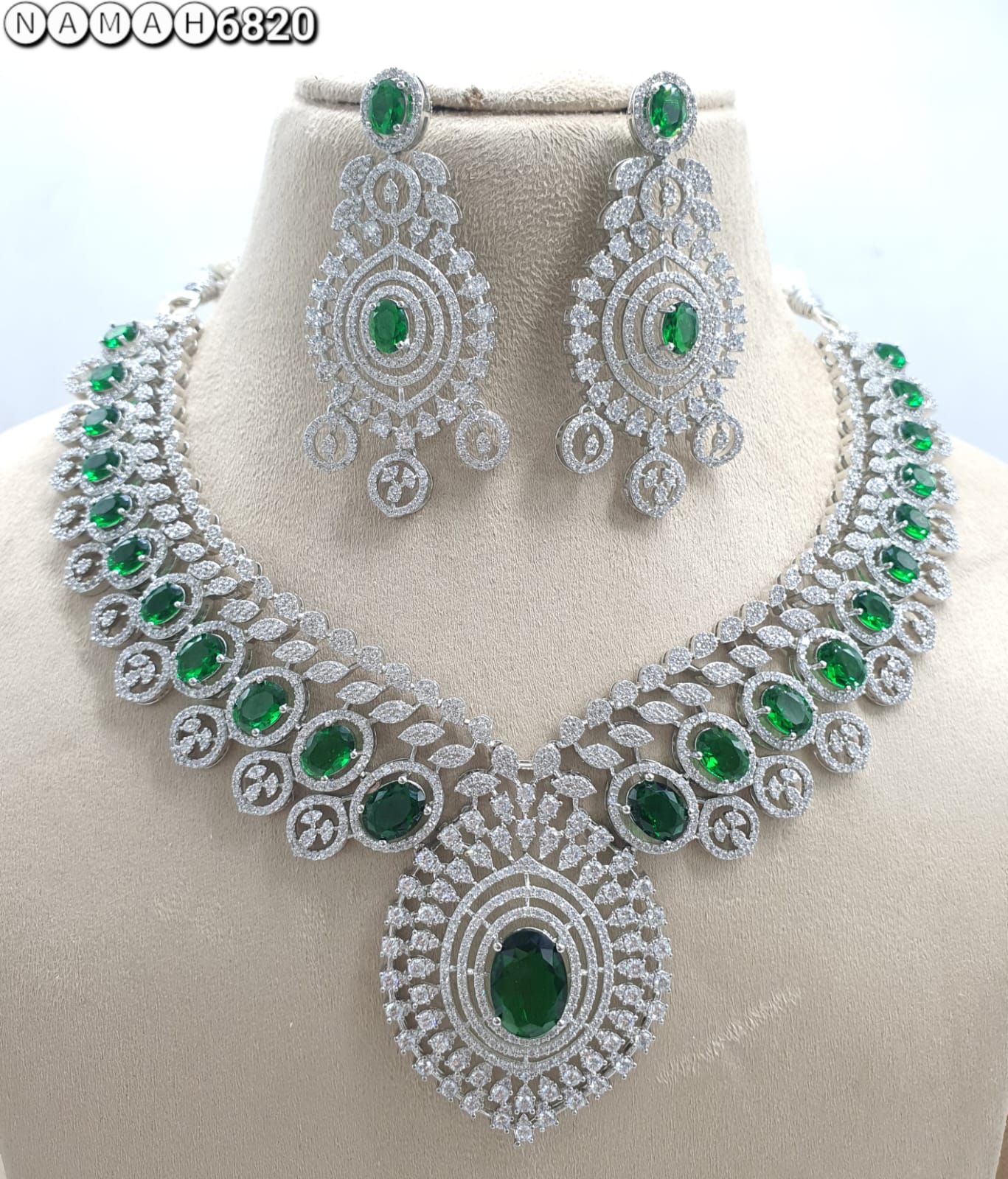 Green American Diamond Necklace Set 