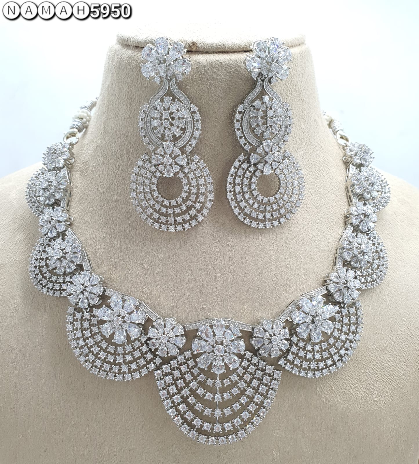 White American Diamond Necklace Set 
