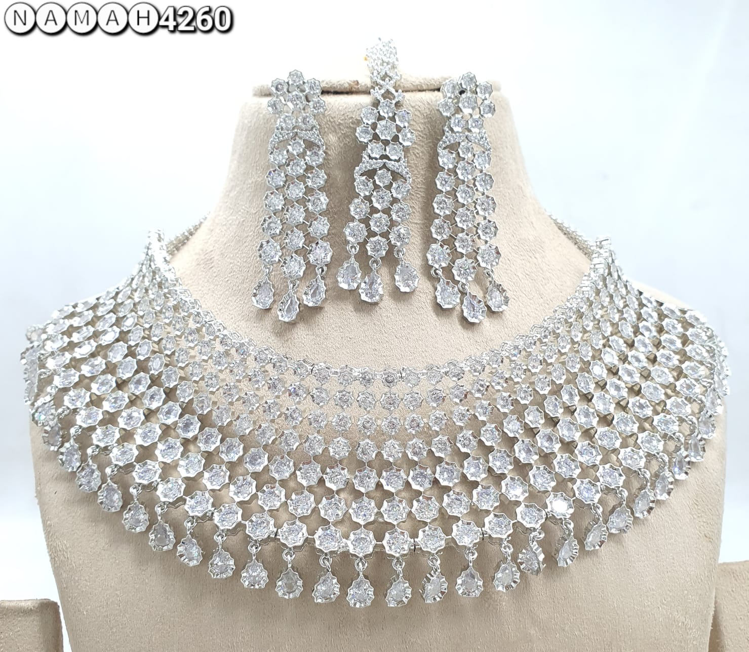 White American Diamond Necklace Set 
