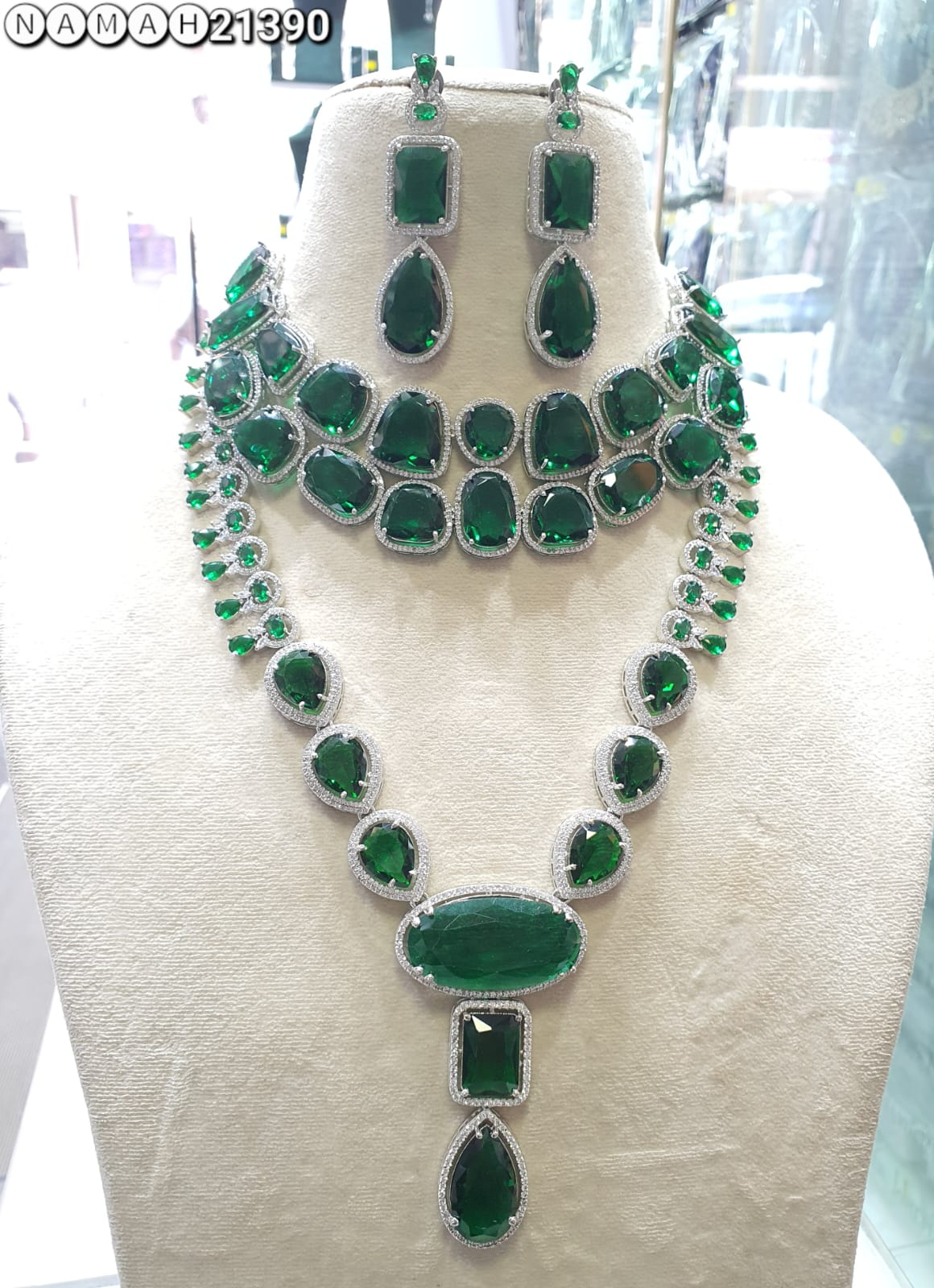 Green American Diamond Necklace Set 