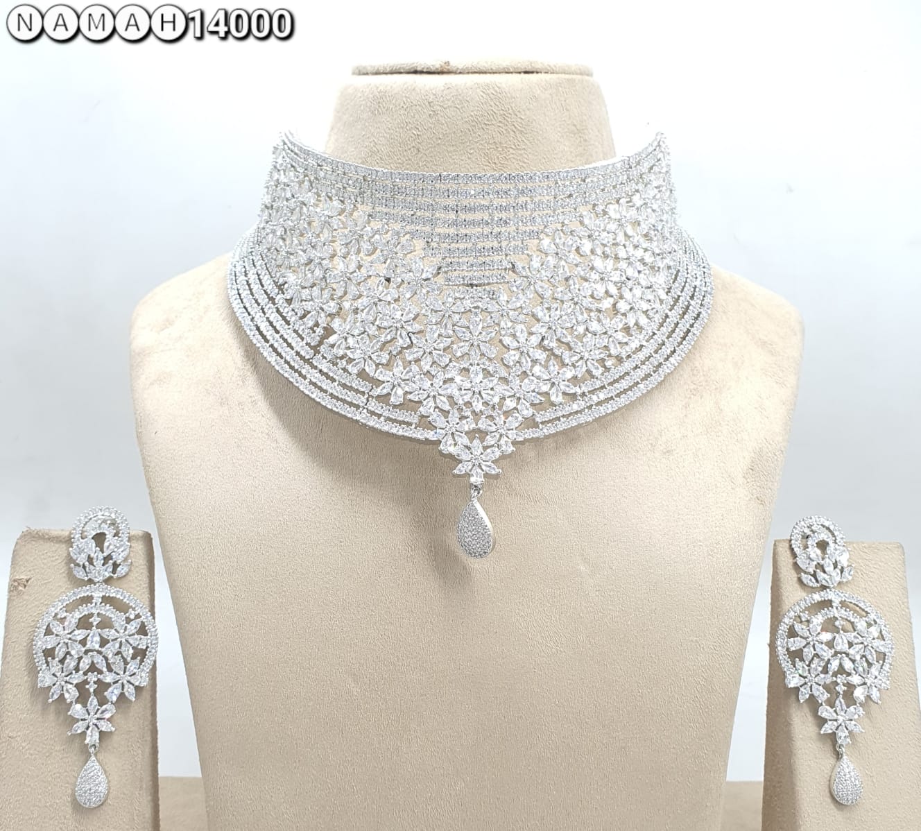 White American Diamond Necklace Set 