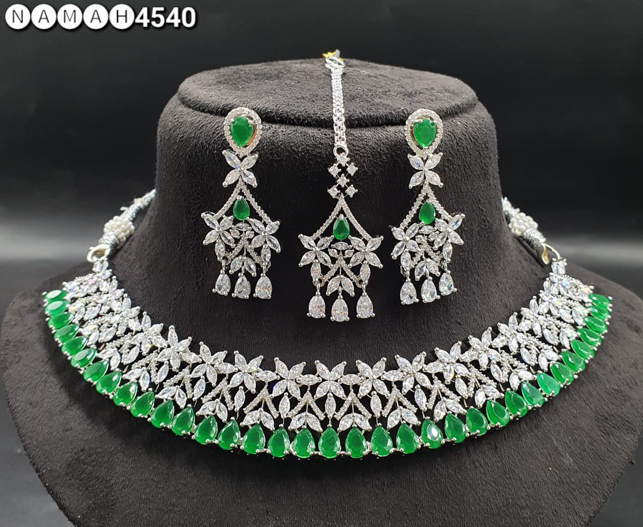 Green American Diamond Necklace Set 