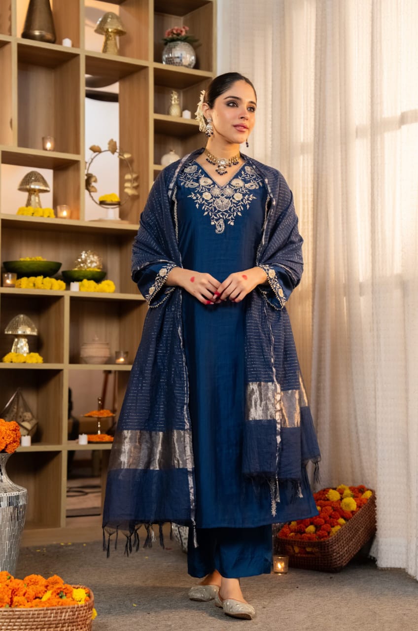 Blue Pure Satori Silk Printed Kurti Pant Dupatta Set 
