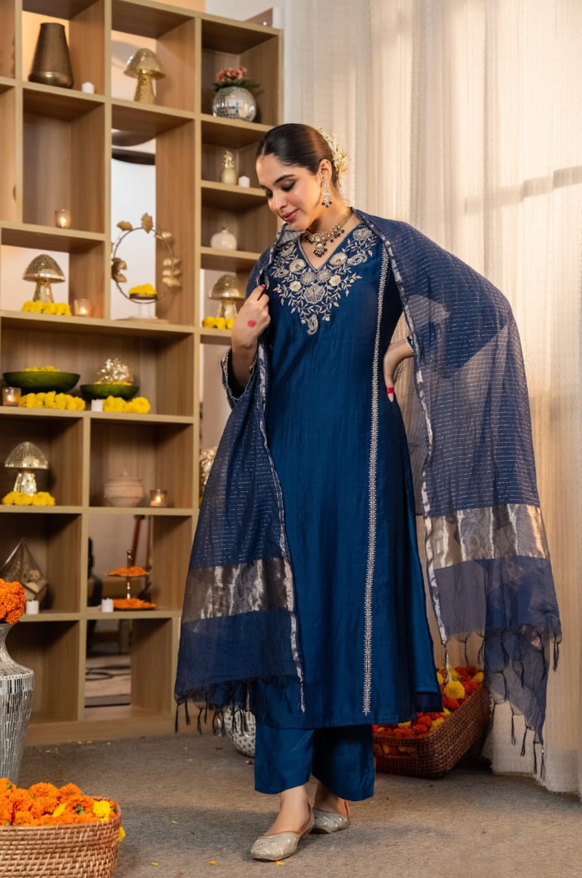 Blue Pure Satori Silk Printed Kurti Pant Dupatta Set 
