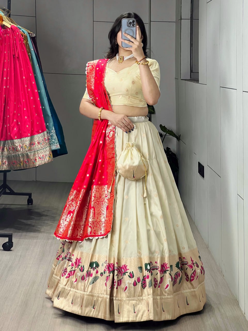 Cream Rani Pure Soft Paithani Silk Zari Weaving Work Paithani Chaniya Choli 