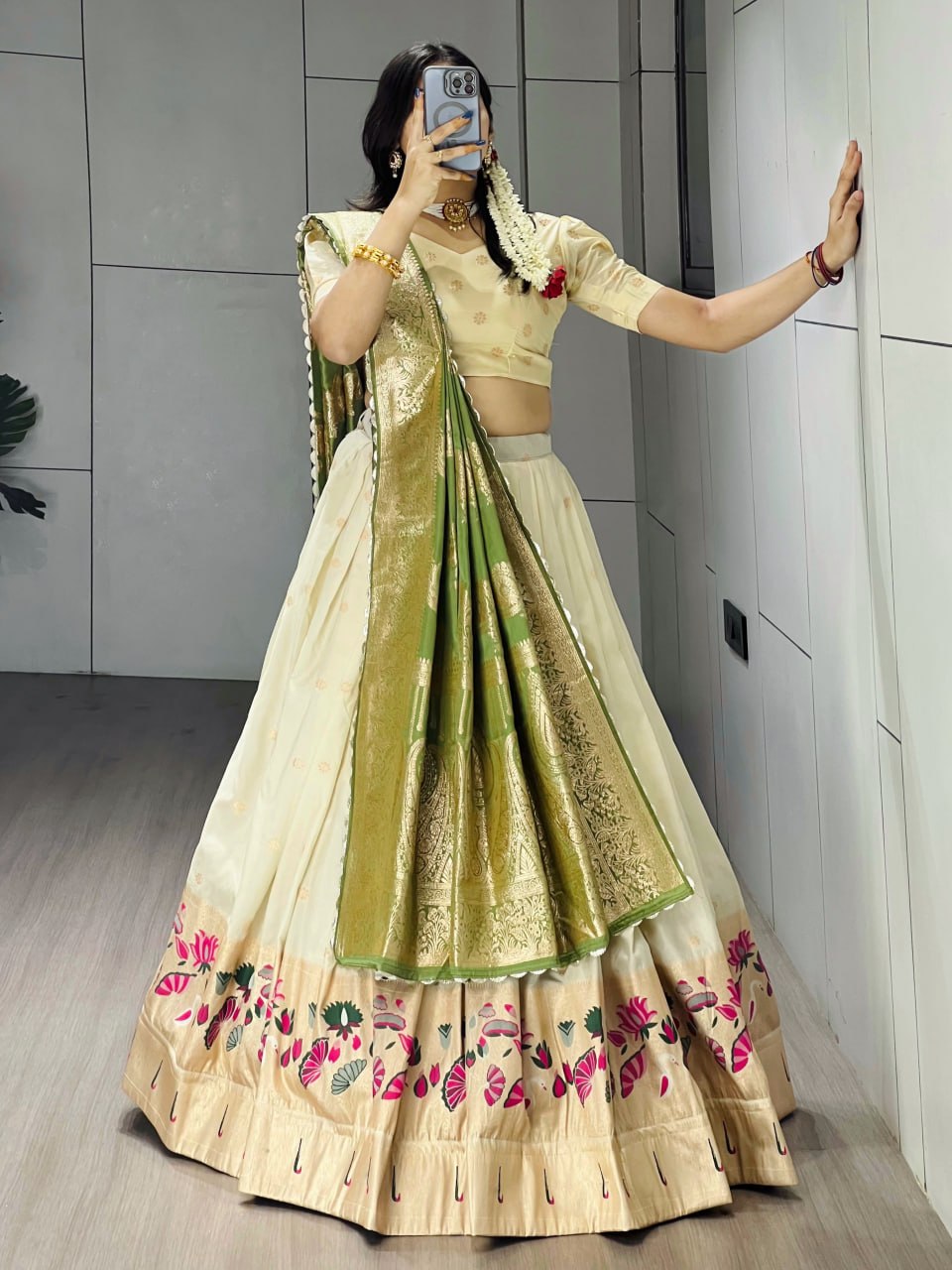 Green Pure Paithani Silk Zari Weaving Work Paithani Chaniya Choli 
