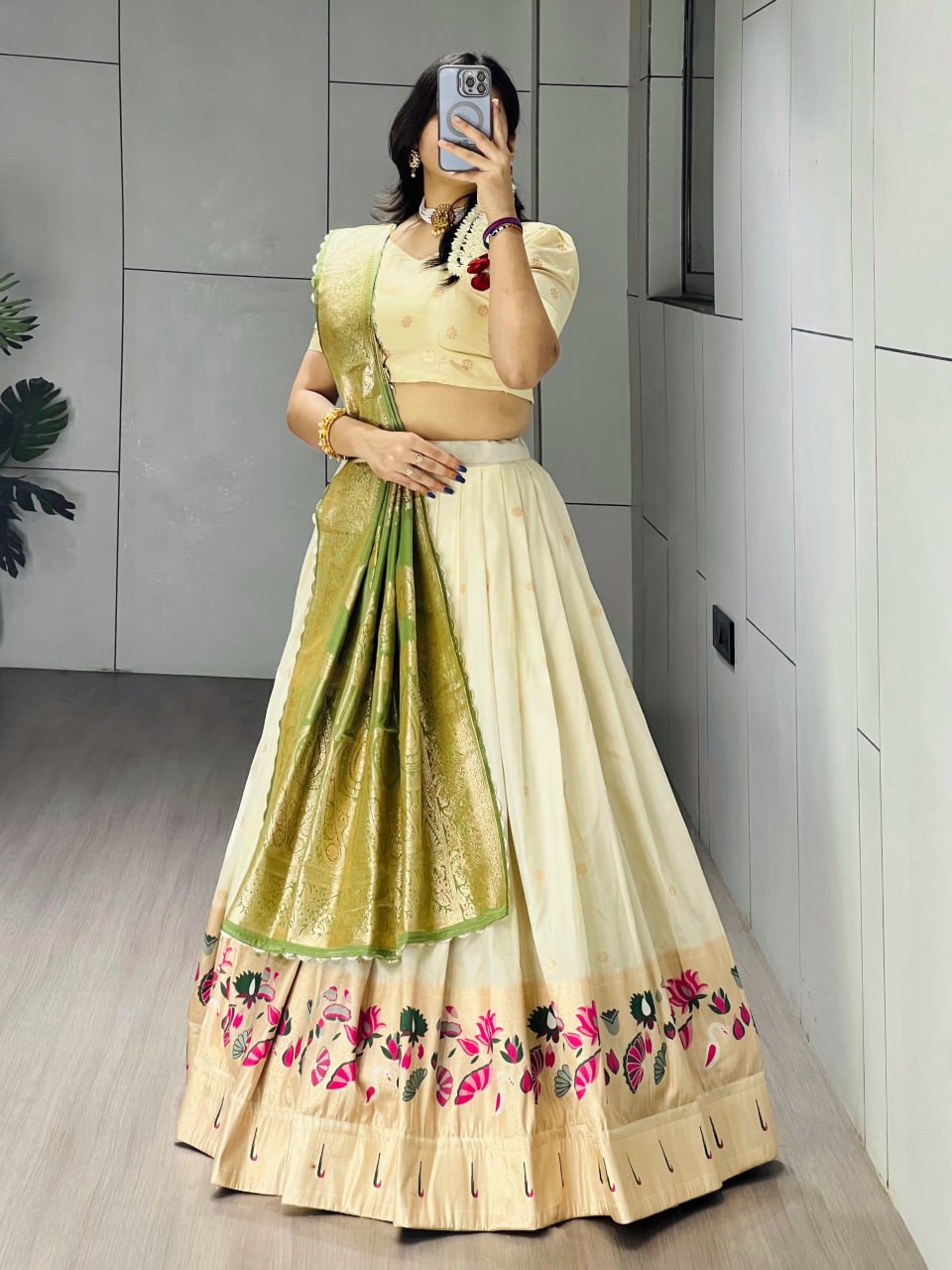 Green Pure Paithani Silk Zari Weaving Work Paithani Chaniya Choli 