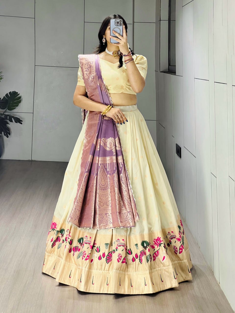 Purple Pure Paithani Silk Zari Weaving Work Paithani Chaniya Choli 