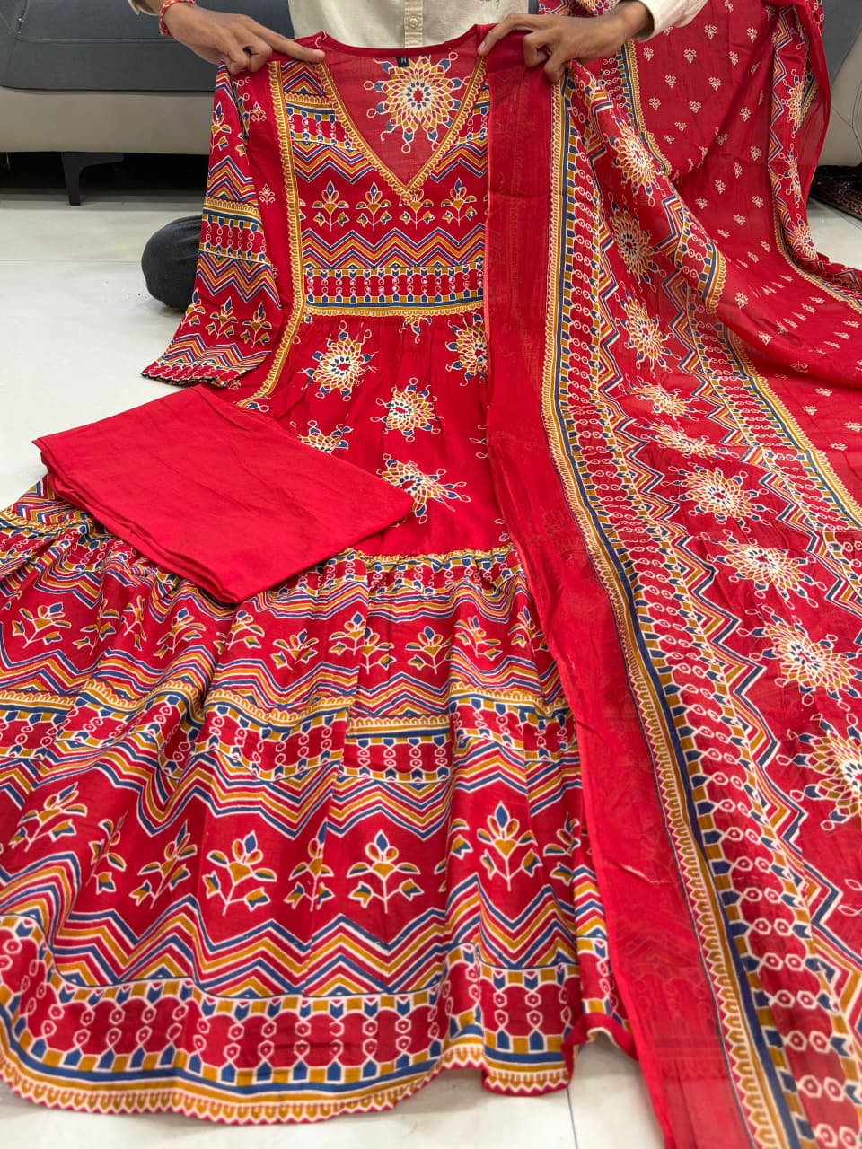 Red Pure Cotton 60x60 Kurti Pant Dupatta Set 