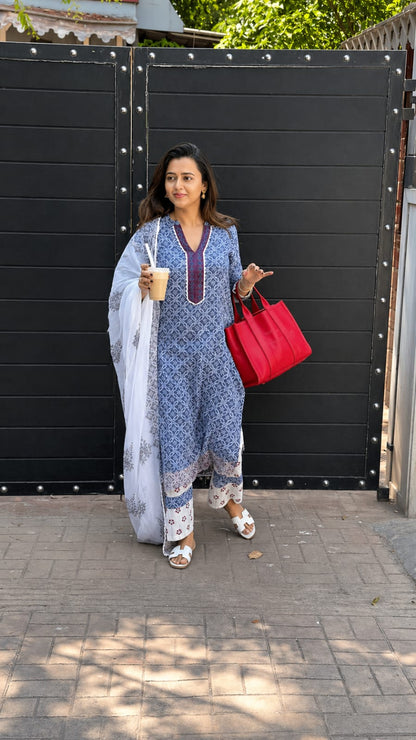 Blue Pure Pure Lilan Silk Heavy Printed Kurti Pant Dupatta Set 