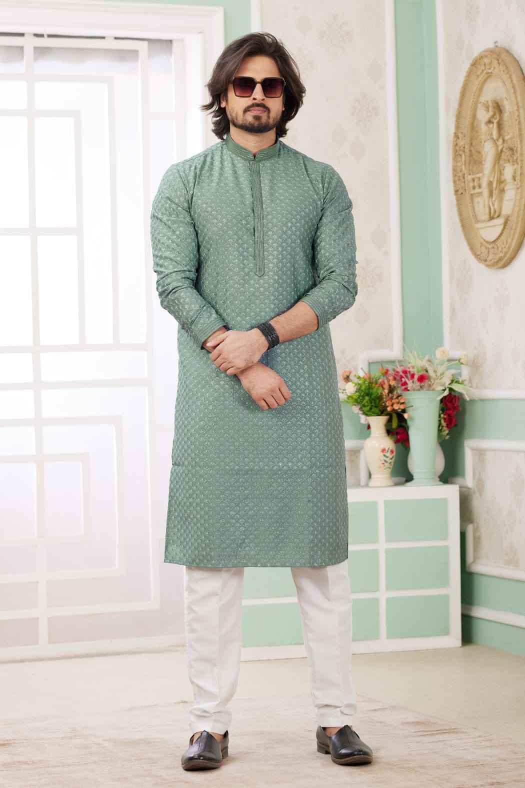 Green Pure Soft Art Banarasi Silk Embroidery Thread Work Kurta Pajama Set