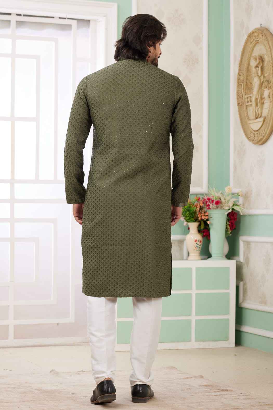 Mahendi Pure Soft Art Banarasi Silk Embroidery Thread Work Kurta Pajama Set