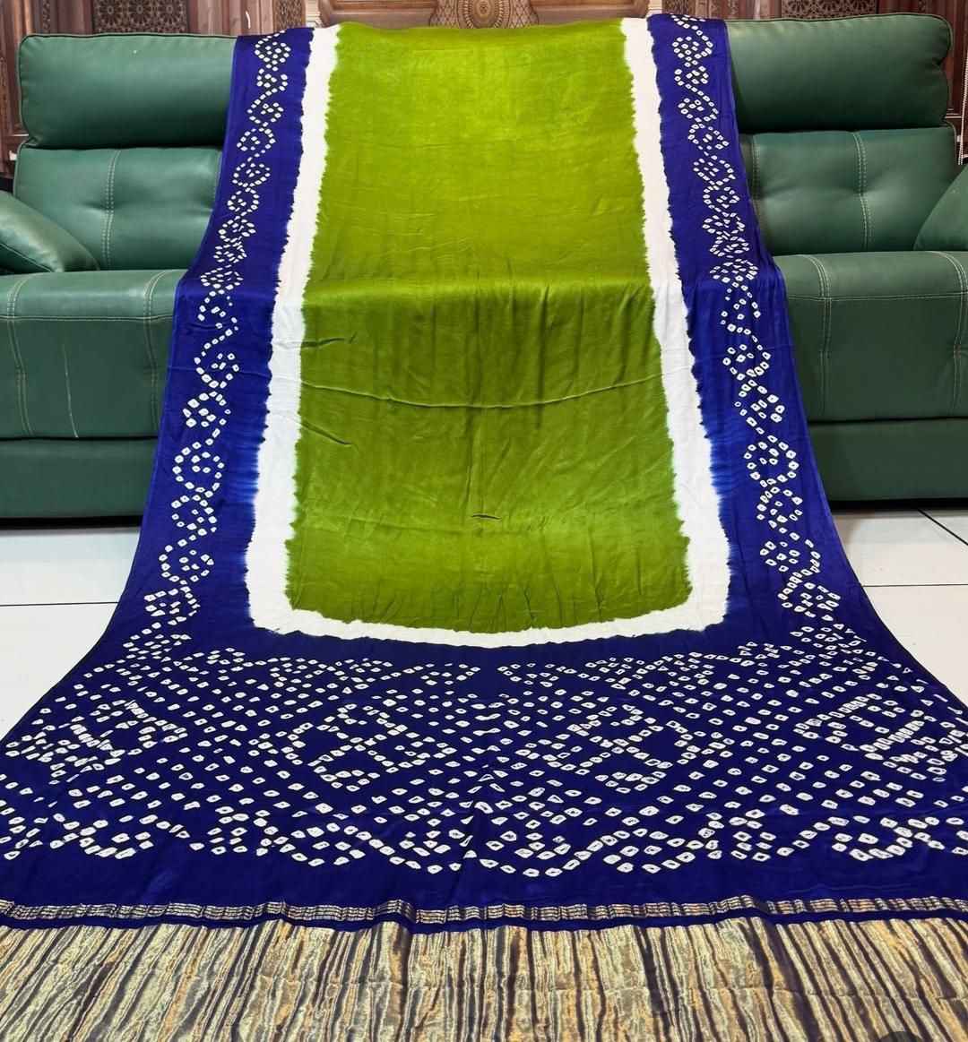Green &amp; Blue Pure Soft Gaji Silk Original Bandhani With Langdi Patta Bandhani Saree