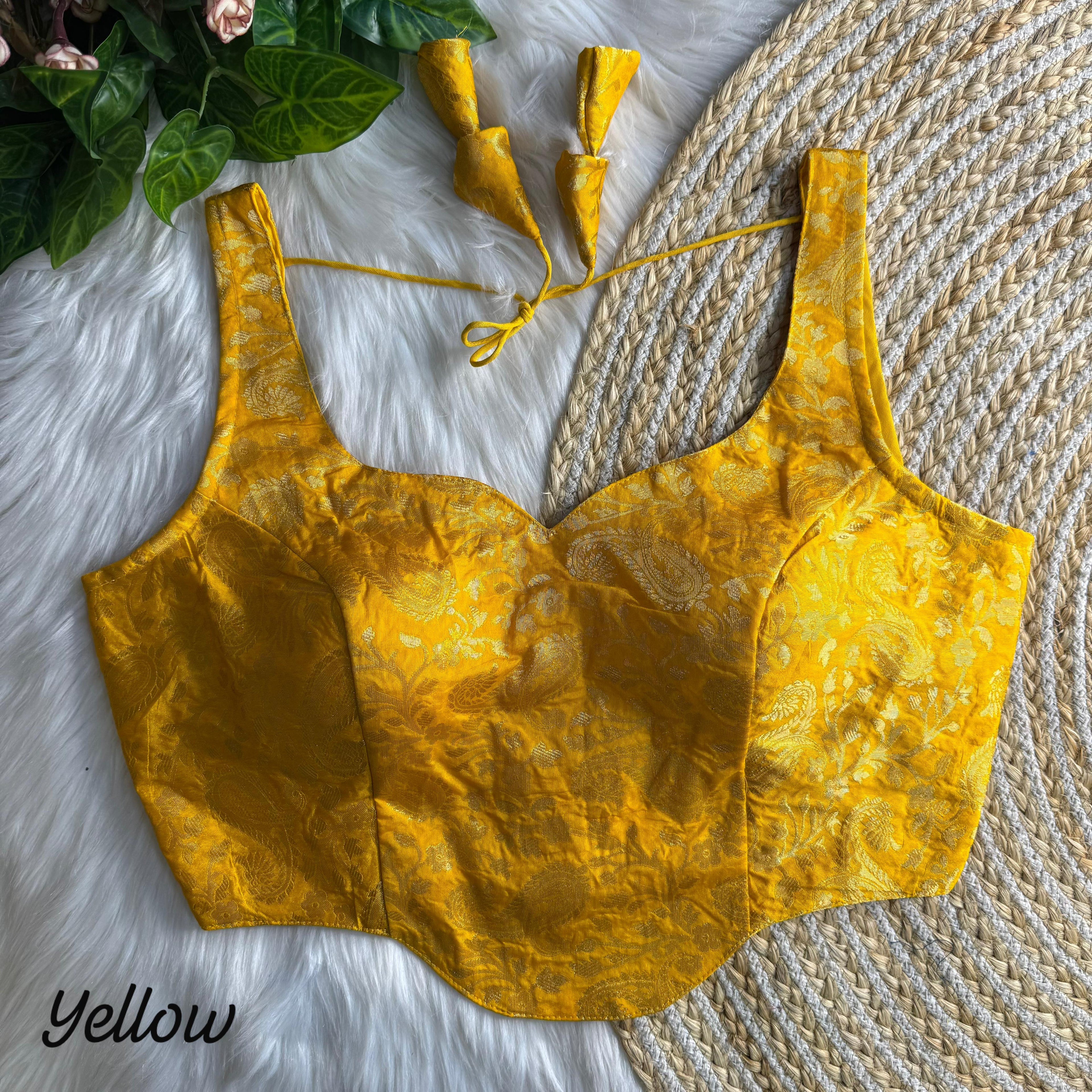 Yellow Pure Heavy Jari With Tricot Fuising Banarasi Blouse