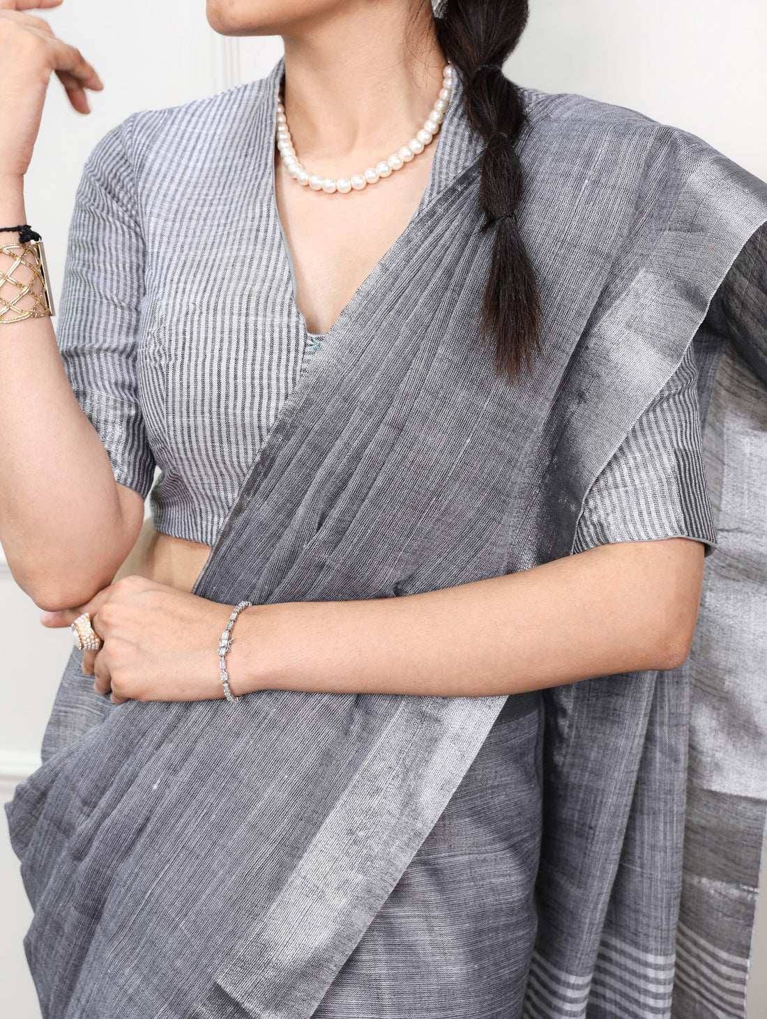 Grey Pure Linen Adorned with an Elegant Zari border Linen Saree