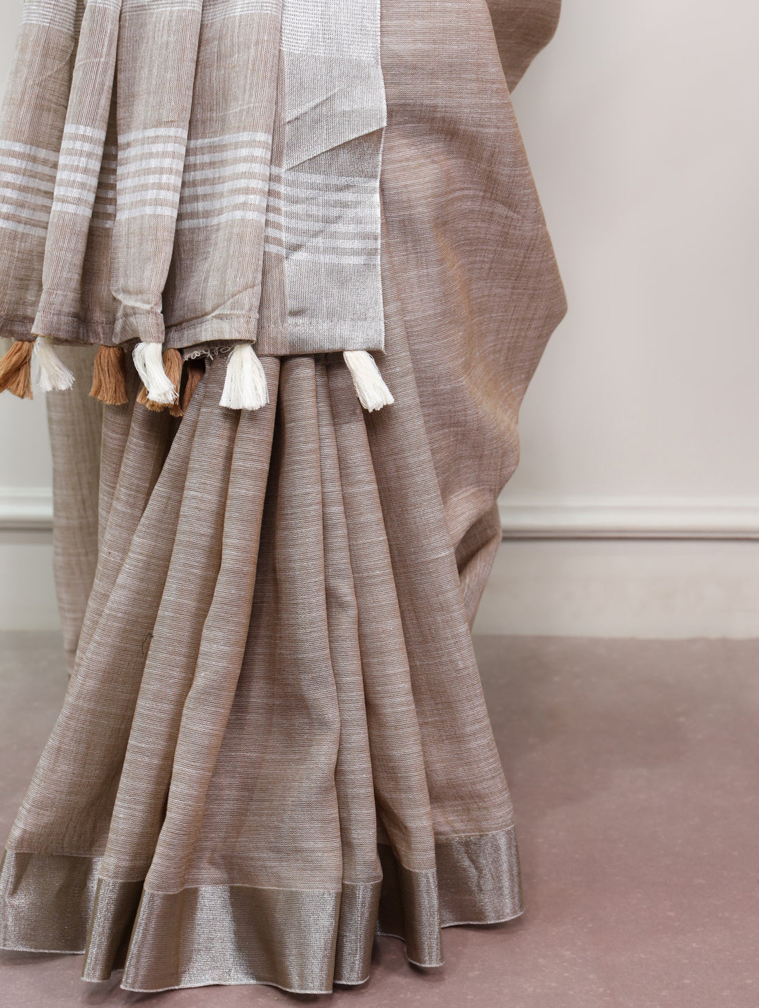 Brown Pure Linen Adorned with an Elegant Zari border Linen Saree