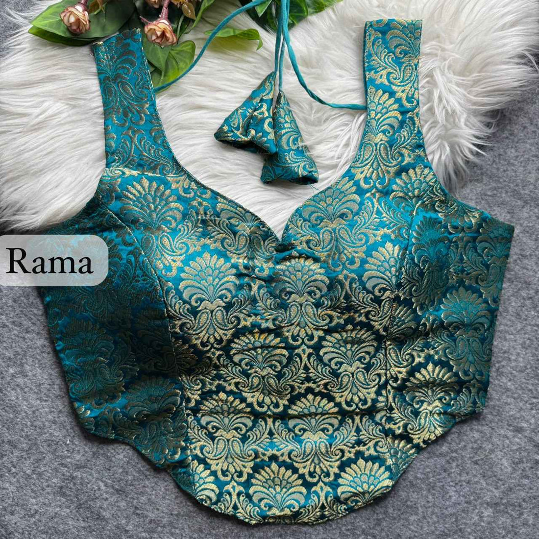 Rama Pure Heavy King Khab Banarasi With Tricot Fuising Blouse