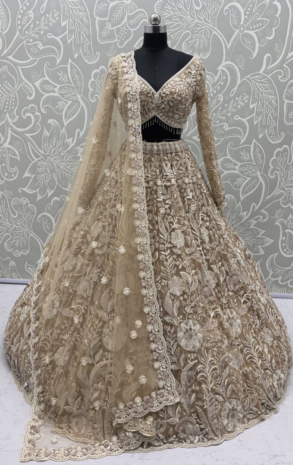 Golden Pure Heavy Net Flower Embroidery Pattern Handwork  Sequins Thread Work Bridal Lehenga Choli