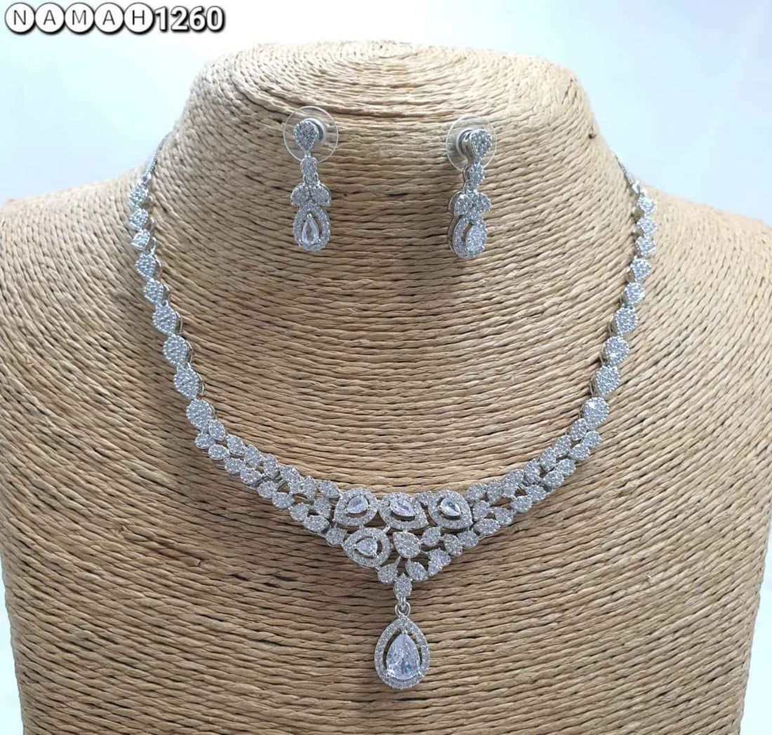 White American Diamond Necklace Set
