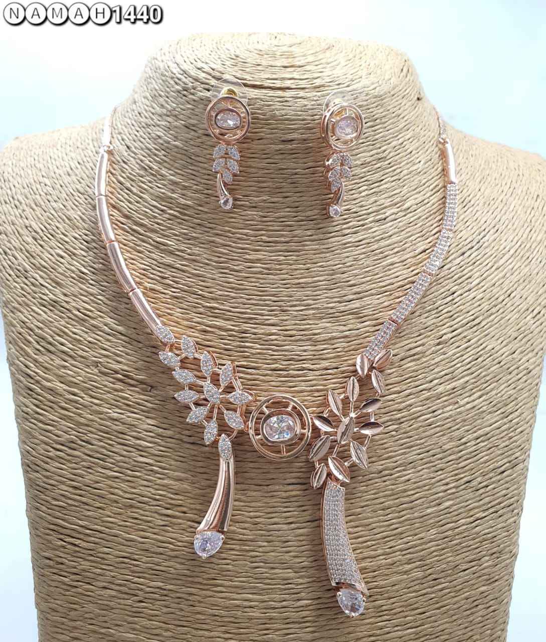 White American Diamond Necklace Set