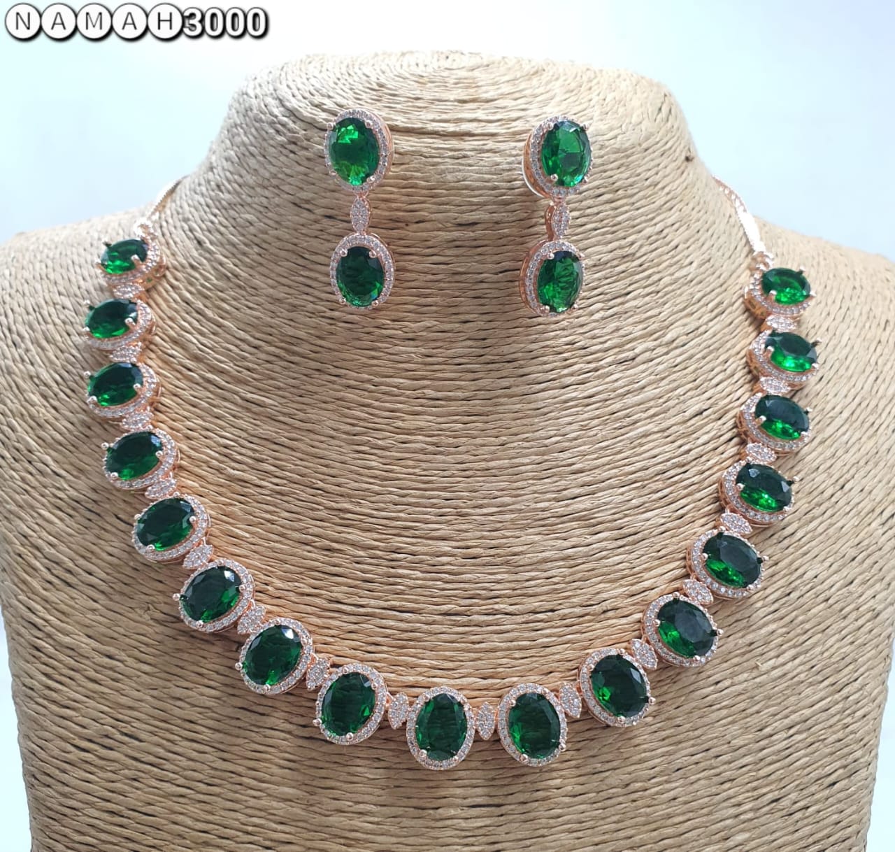 Green American Gold Diamond Necklace Set