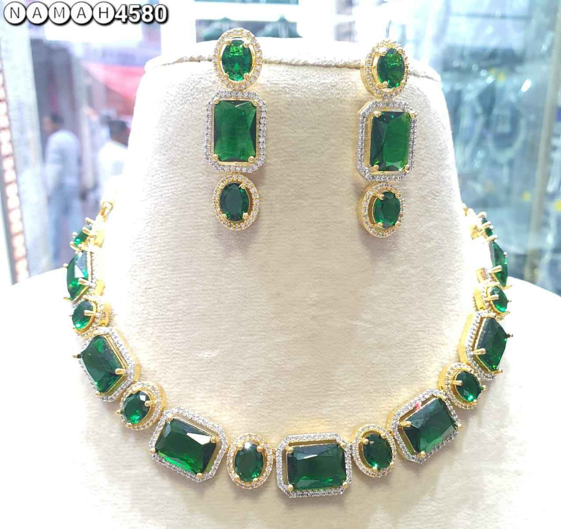 Green American Gold Diamond Necklace Set