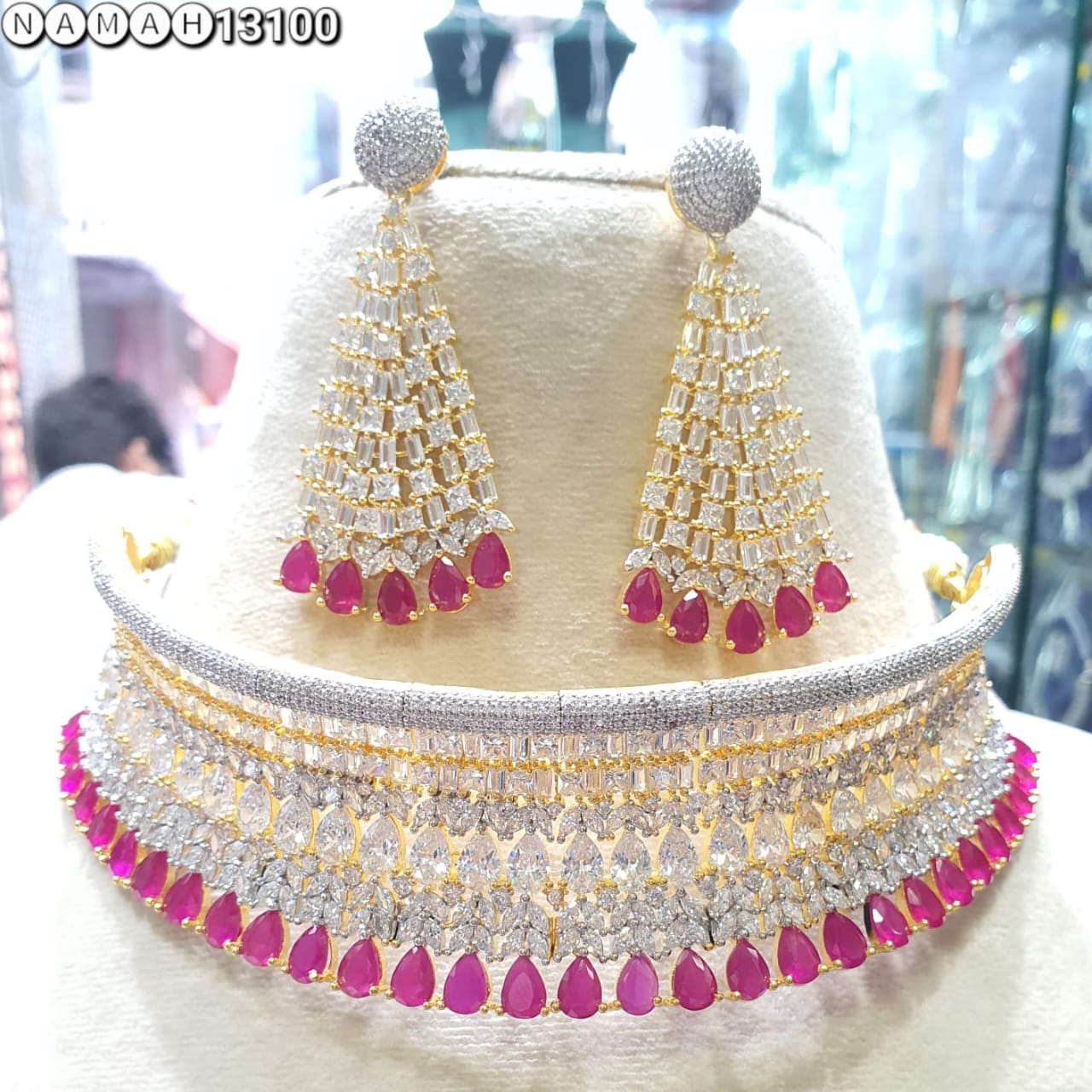 Red American Gold Diamond Necklace Set