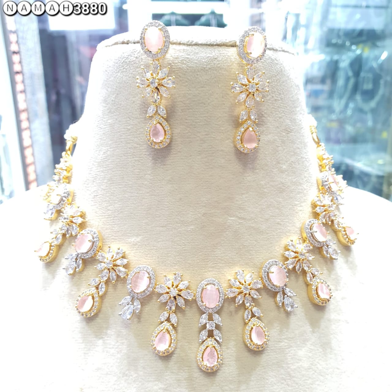 Pink American Gold Diamond Necklace Set