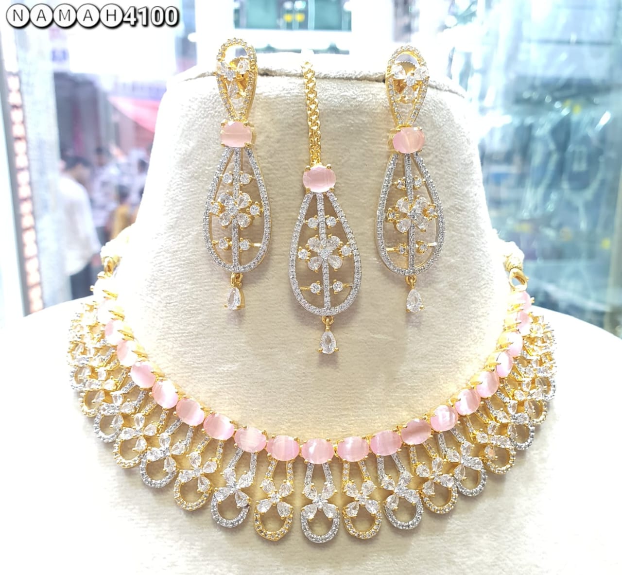 Pink American Gold Diamond Necklace Set