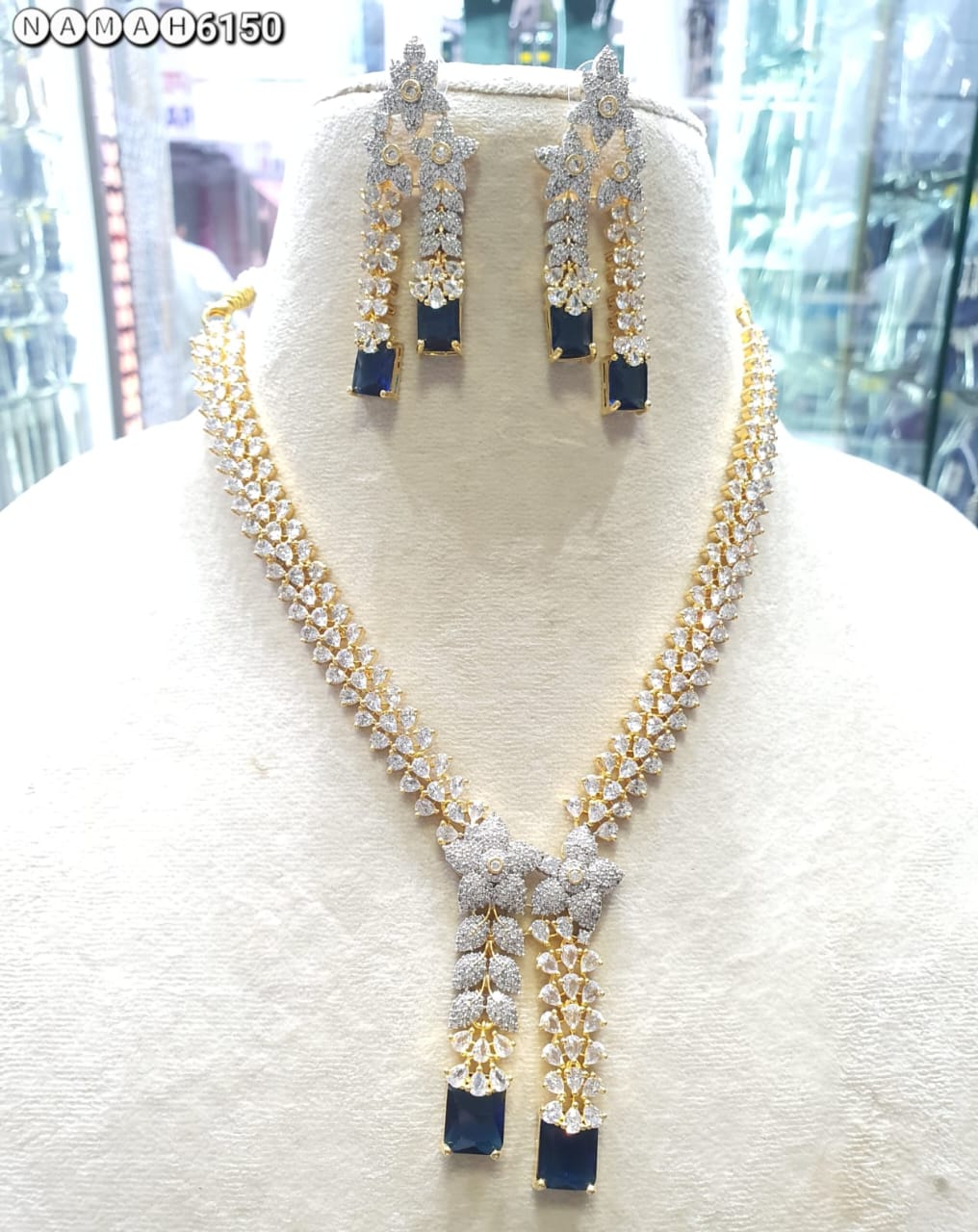 Blue American Gold Diamond Necklace Set