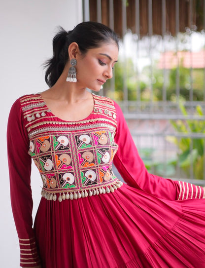 Red Pure Reyon Kutchi Gamthi Thread Embroidery Mirror Work Navratri Lehenga Choli
