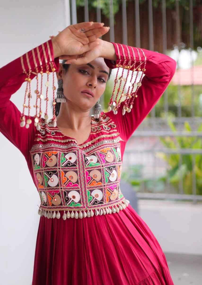 Red Pure Reyon Kutchi Gamthi Thread Embroidery Mirror Work Navratri Lehenga Choli