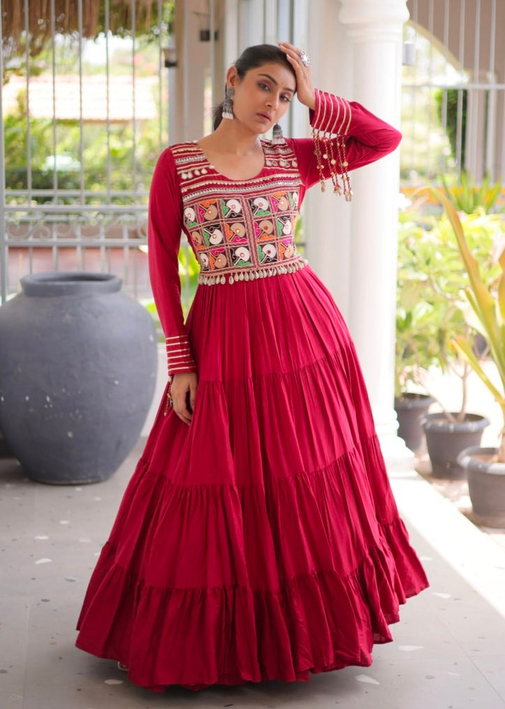 Red Pure Reyon Kutchi Gamthi Thread Embroidery Mirror Work Navratri Lehenga Choli