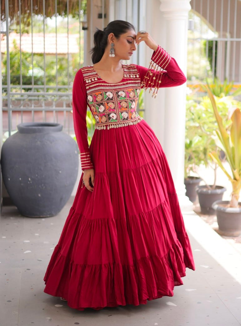 Red Pure Reyon Kutchi Gamthi Thread Embroidery Mirror Work Navratri Lehenga Choli