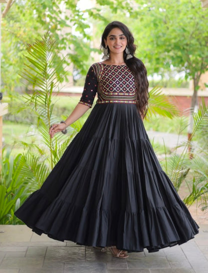 Black Pure Kora Cotton Multi Thread Gotta Patti Mirror Work Navratri Lehenga Choli