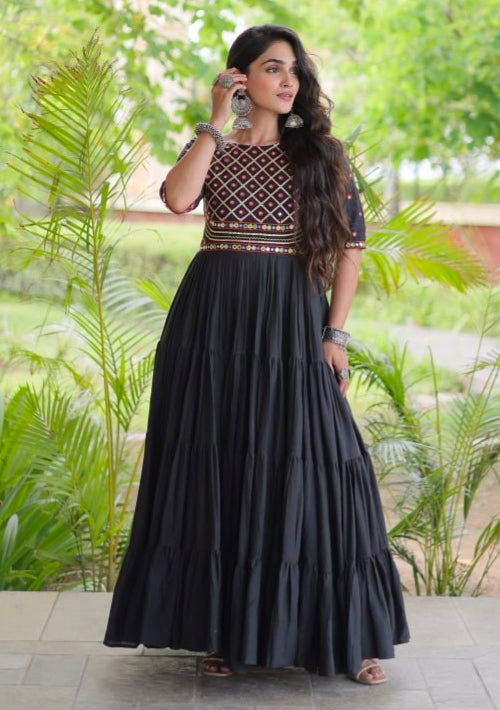Black Pure Kora Cotton Multi Thread Gotta Patti Mirror Work Navratri Lehenga Choli
