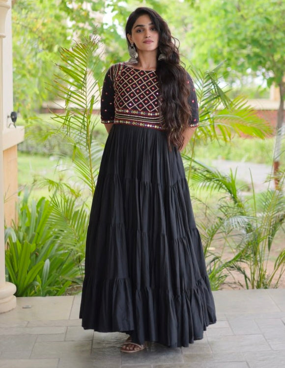 Black Pure Kora Cotton Multi Thread Gotta Patti Mirror Work Navratri Lehenga Choli