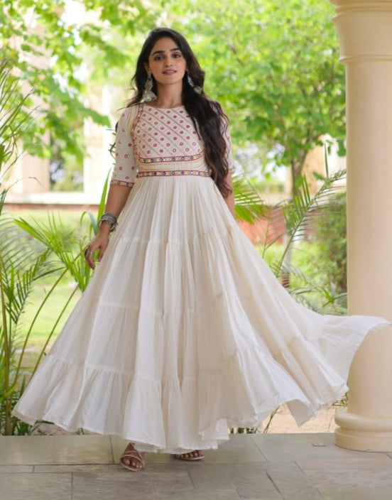 White Pure Kora Cotton Multi Thread Gotta Patti Mirror Work Navratri Lehenga Choli