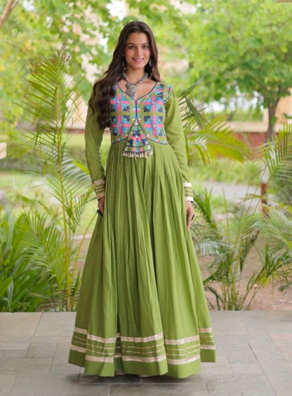 Green Pure Kora Cotton Multi Thread Gotta Patti Mirror Work Navratri Lehenga Choli