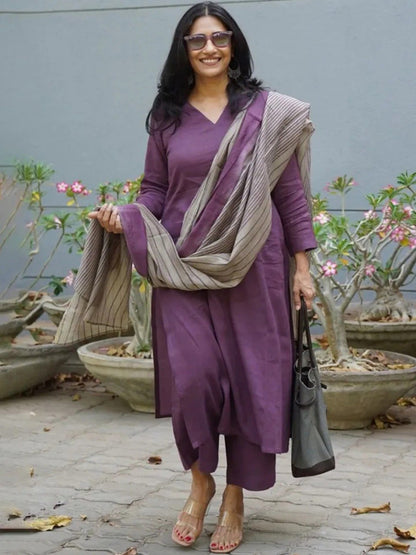Purple Pure Soft Reyon Cotton Blend Print Salwar Suit
