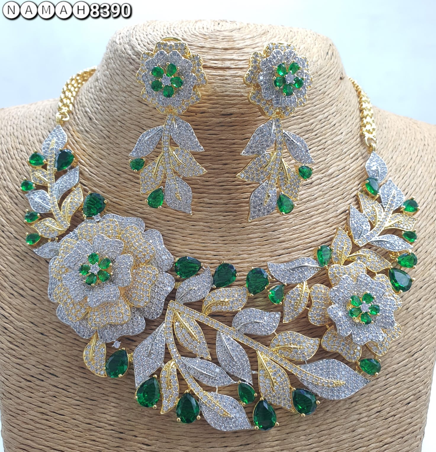 Green American Diamond Necklace Jewellery Set