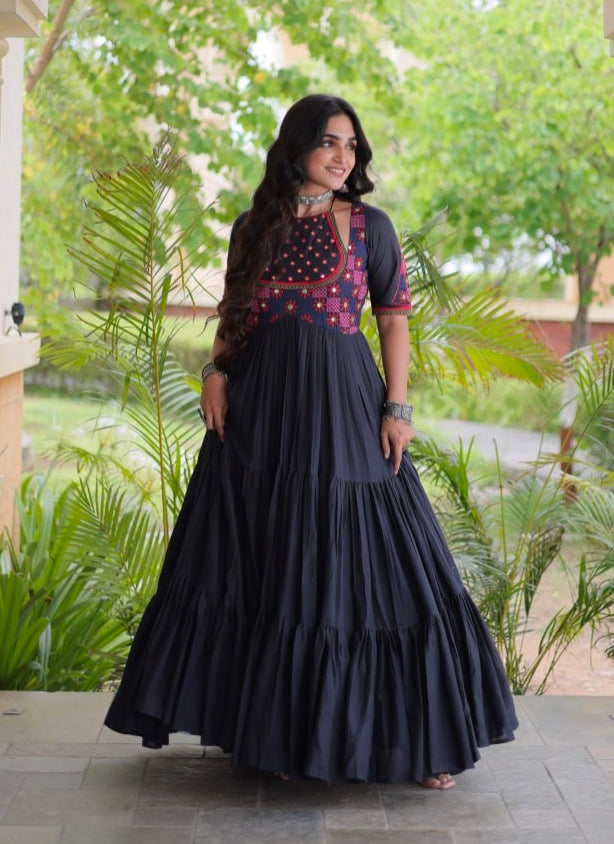 Black Pure Kora Cotton Multi Thread Mirror Work Navratri Gown