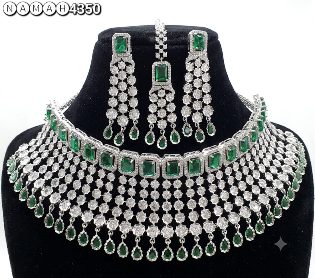 Green White American Diamond Necklace Jewellery Set