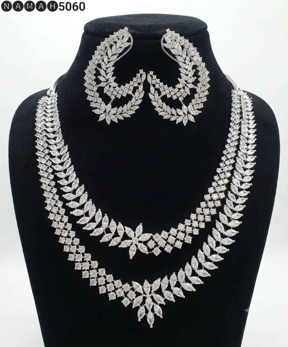 White American Diamond Necklace Jewellery Set