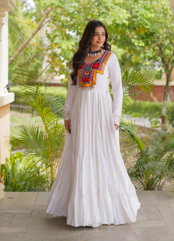 White Pure Reyon Kutchi Gamthi Thread Embroidered &amp; Mirror Work Anarkali Long Gown