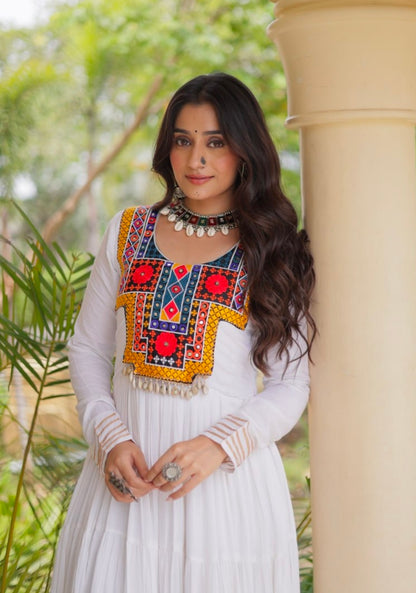 White Pure Reyon Kutchi Gamthi Thread Embroidered &amp; Mirror Work Anarkali Long Gown