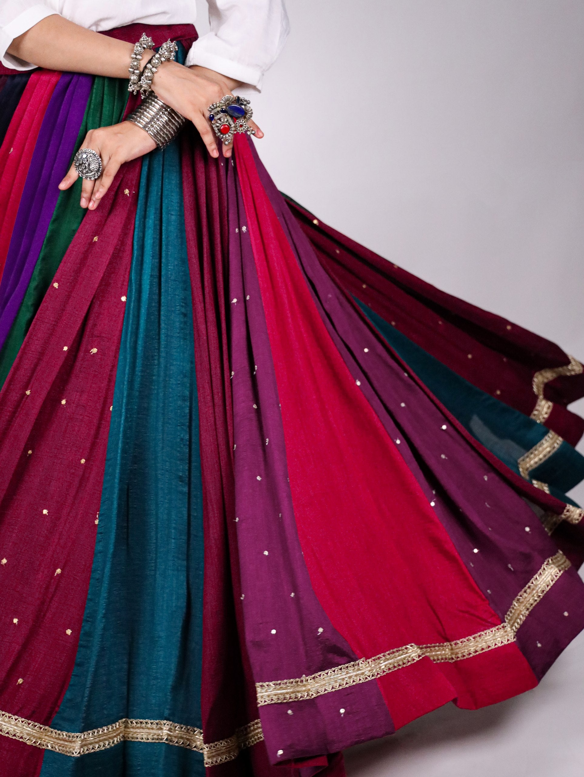 Multi Pure Rayon Cotton &amp; Georgette 7 Mtr Flair Heavy Thread Work Navratri Lehenga Skirt