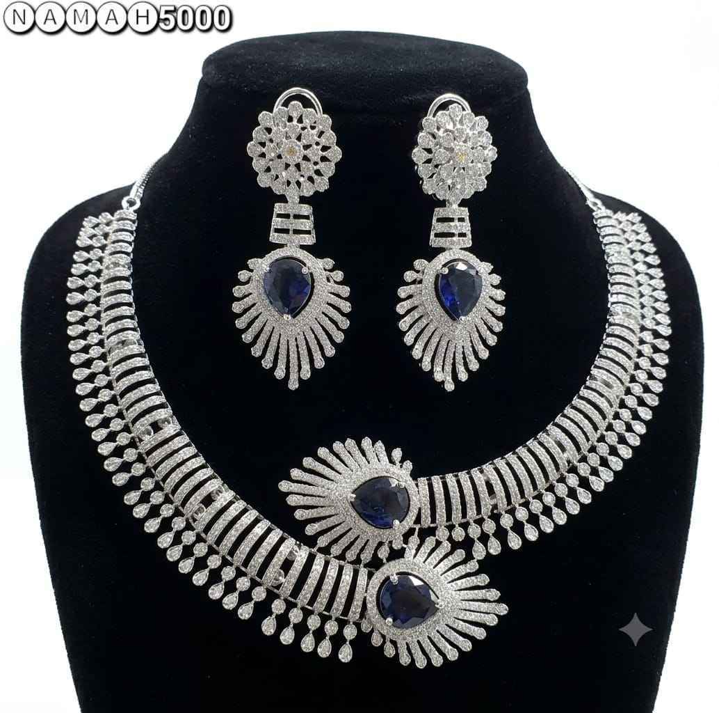 White American Diamond Necklace Jewellery Set