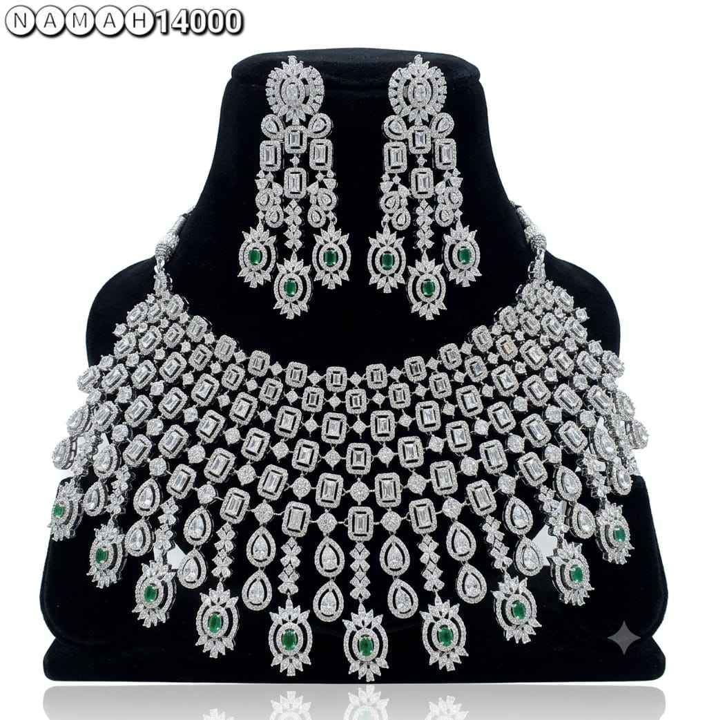 Green &amp; White American Diamond Necklace Jewellery Set